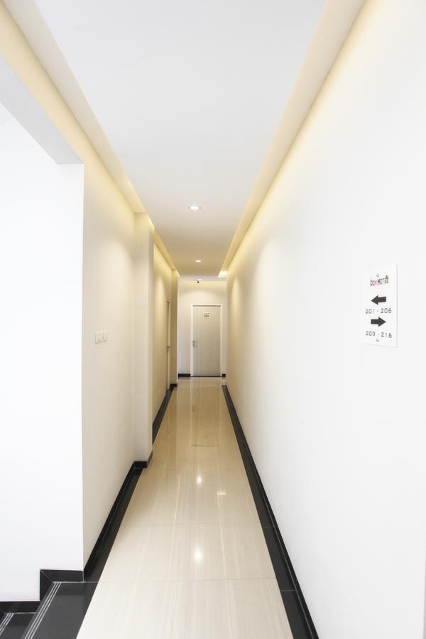 Dom Hotel Jogja Ngaglik Εξωτερικό φωτογραφία